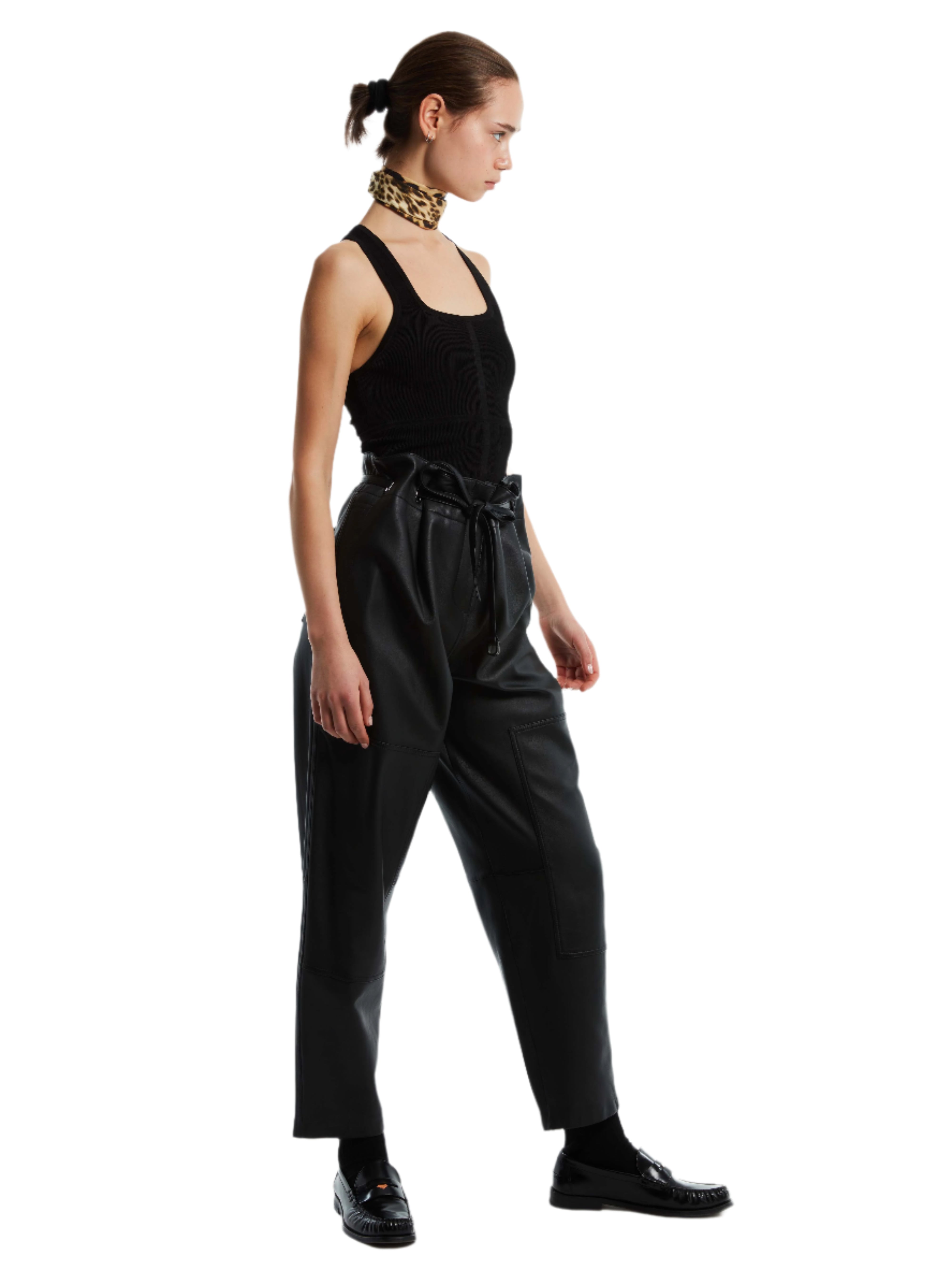 SCOOP NECK KNIT TANK