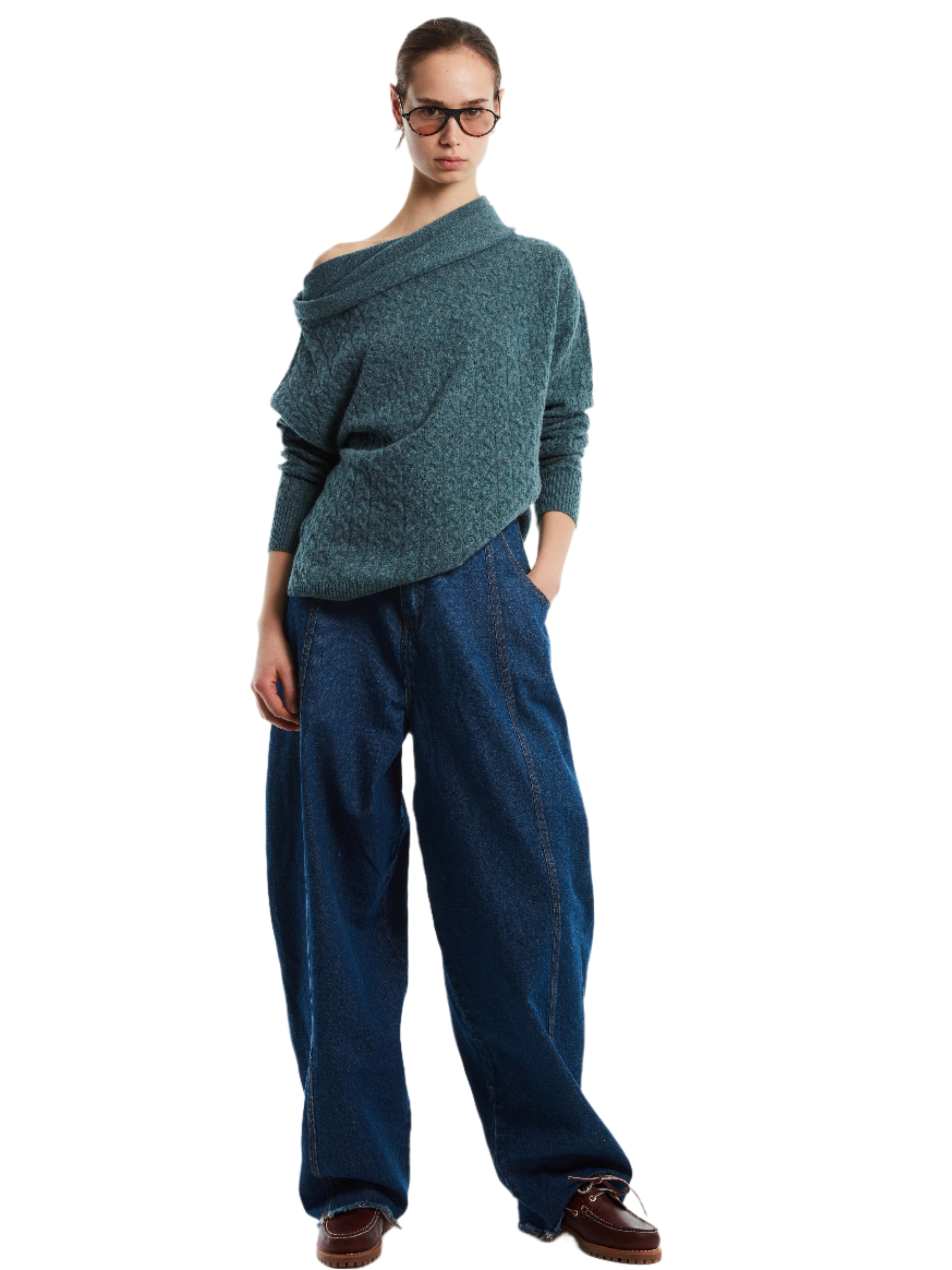 OFF THE SHOULDER SWEATER