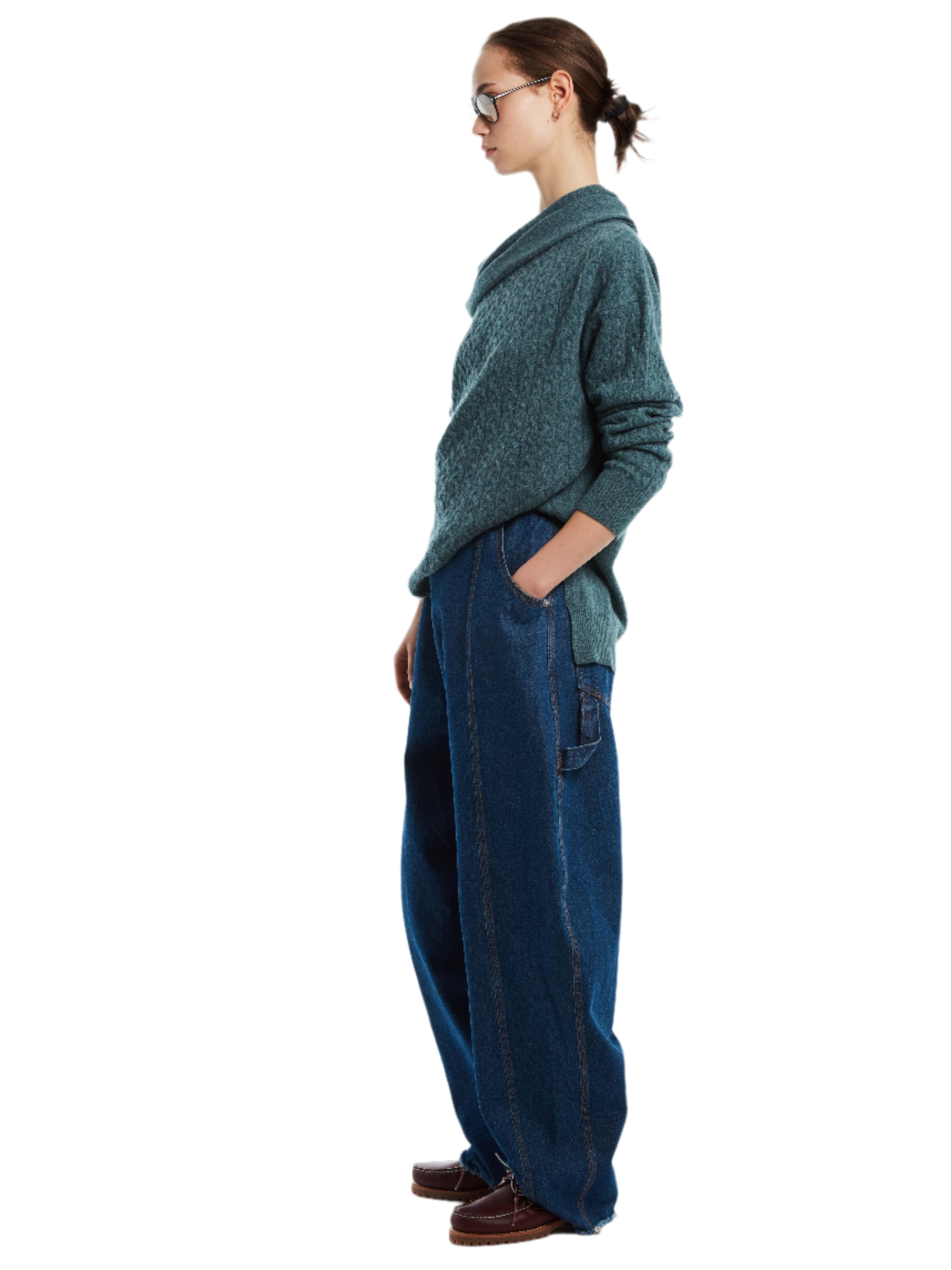 OFF THE SHOULDER SWEATER