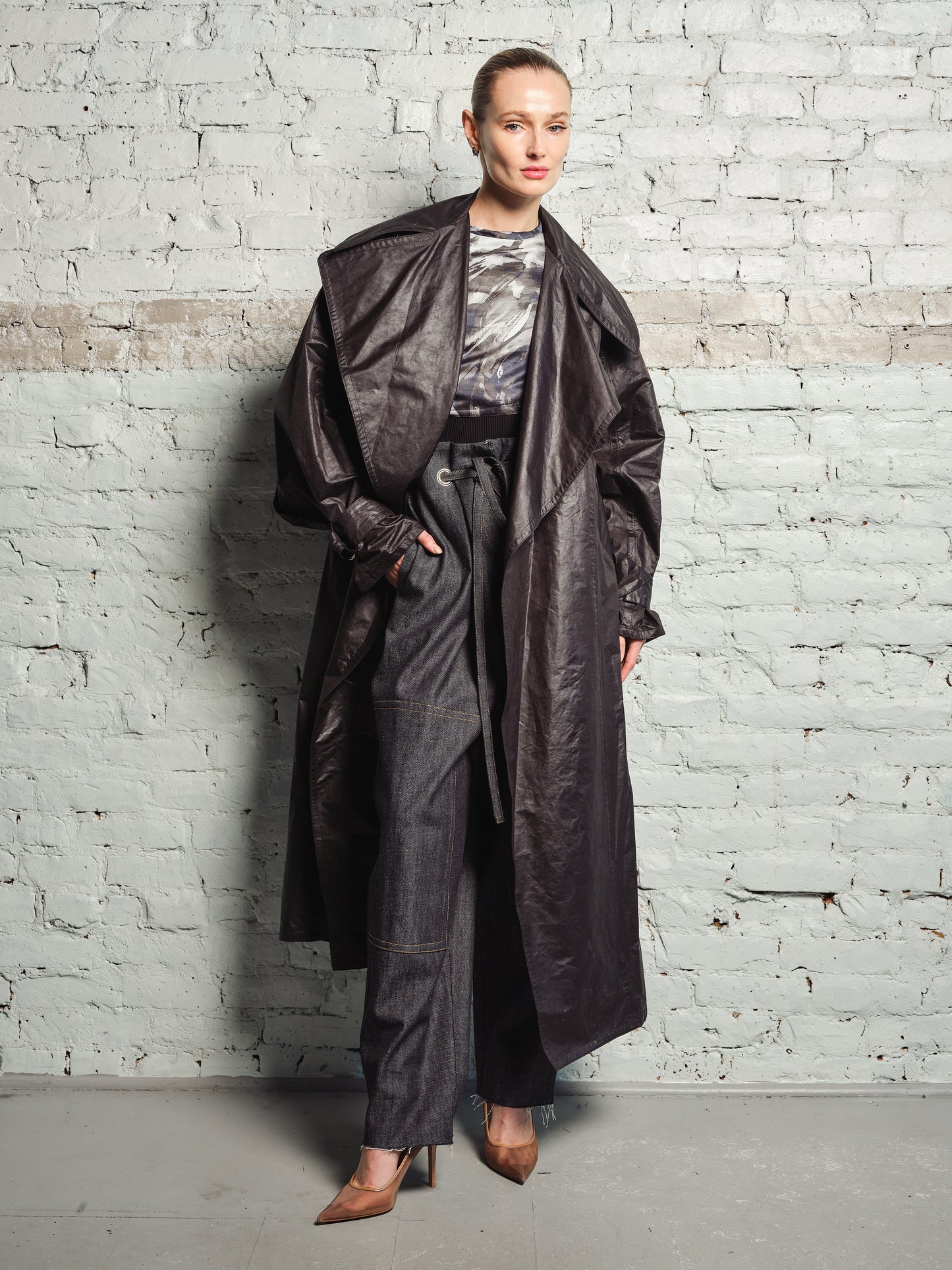 CAPED COATED TRENCHCOAT