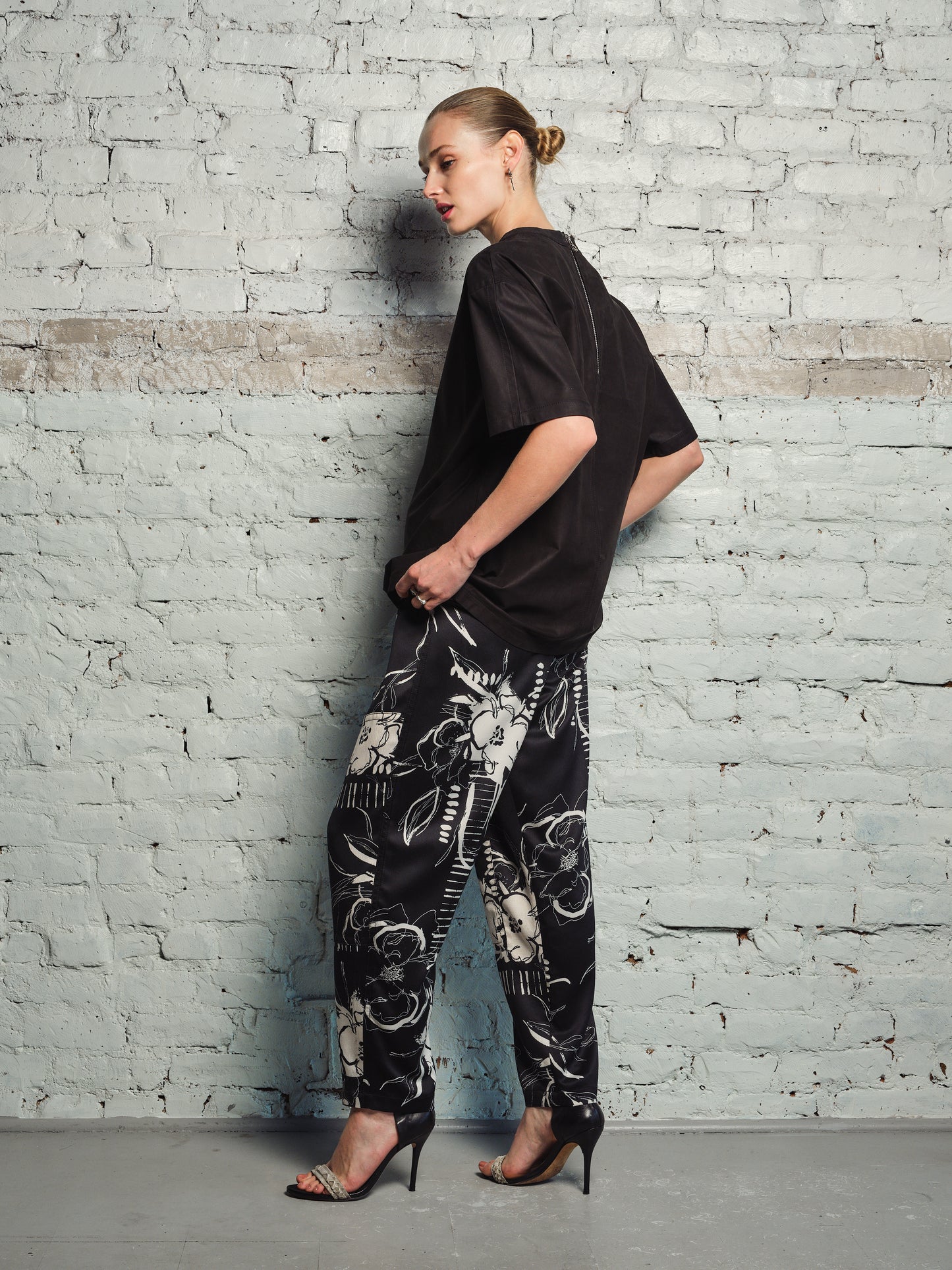 ABSTRACT FLORAL PAPER BAG PANTS