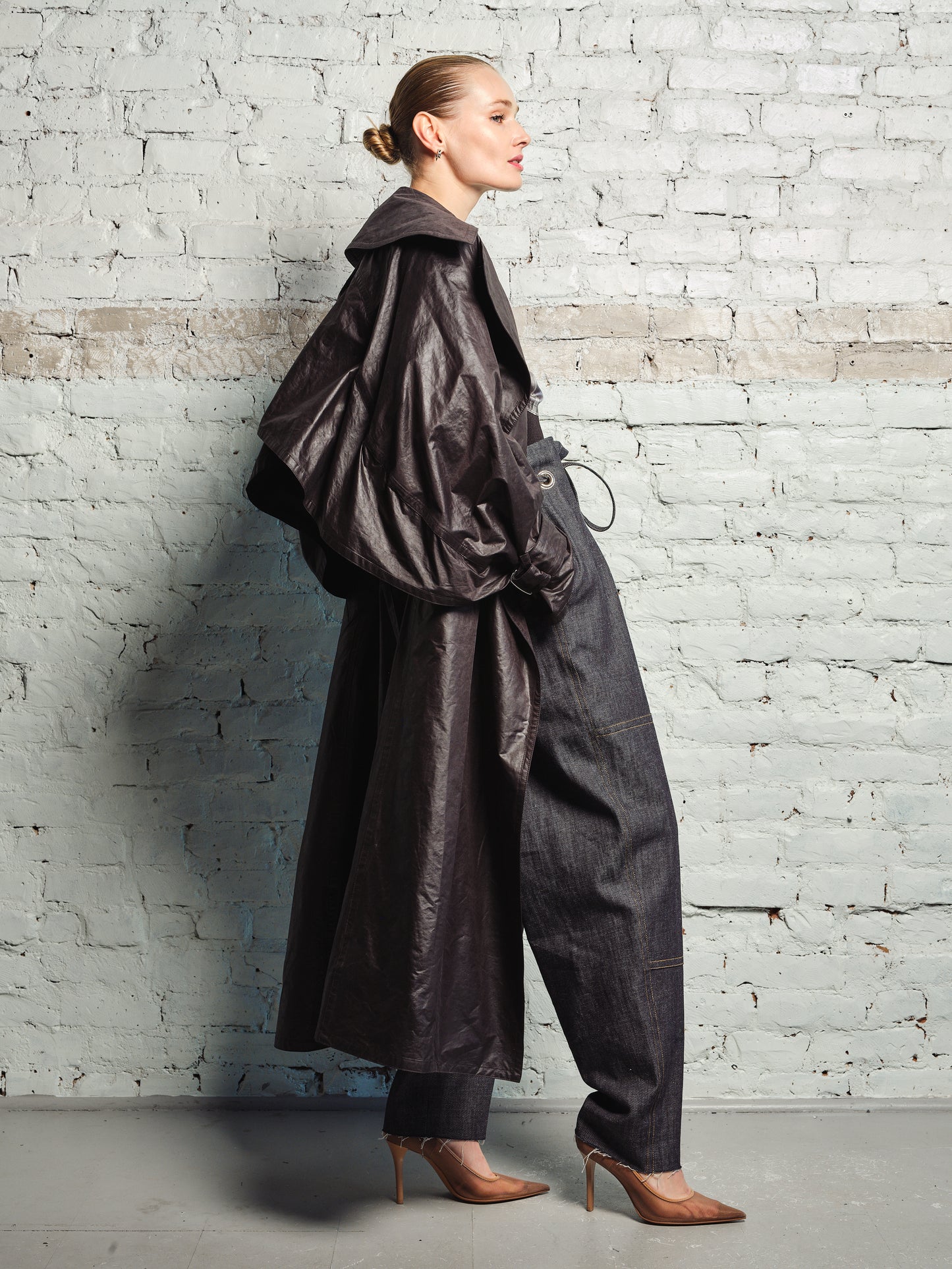 CAPED COATED TRENCHCOAT