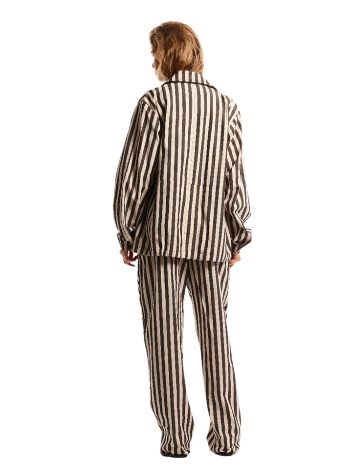VERTICAL STRIPED OVERSIZED SHIRT JACKET