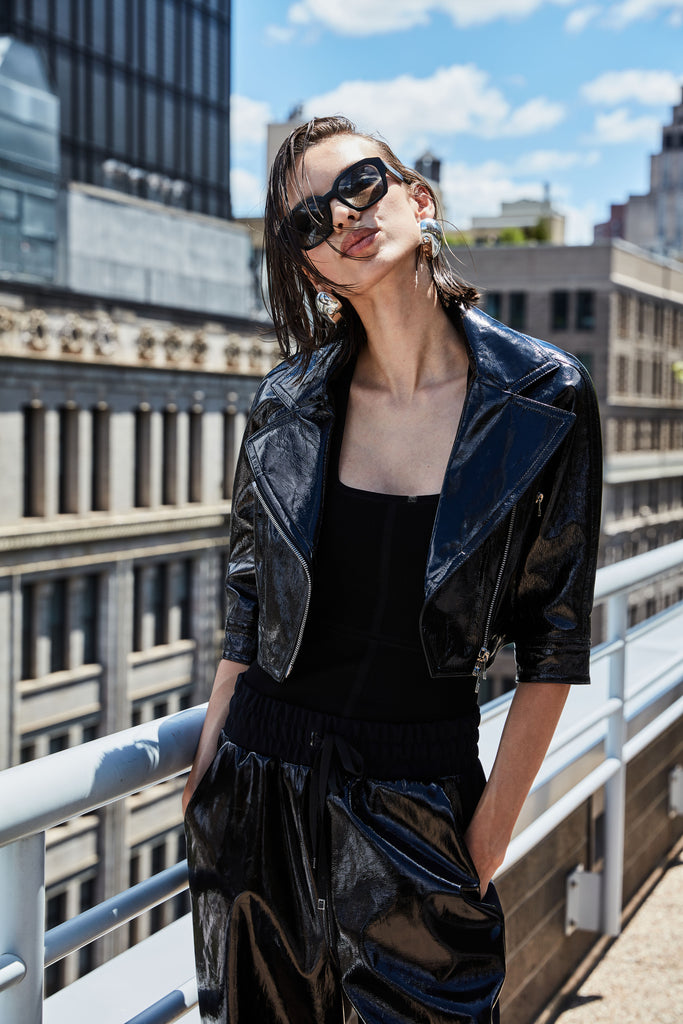 CROPPED PATENT LEATHER JACKET