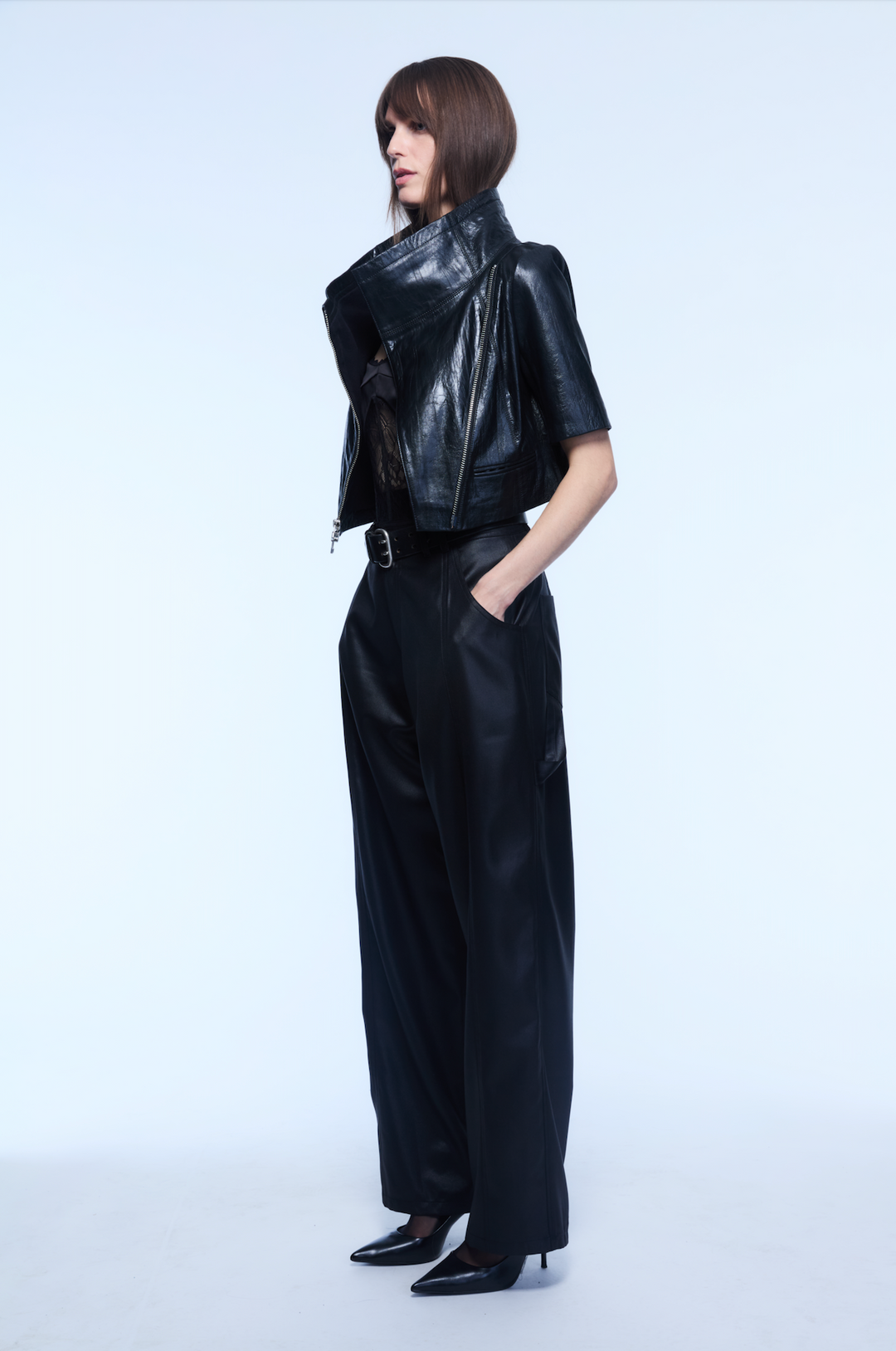 CROPPED LEATHER JACKET BLACK