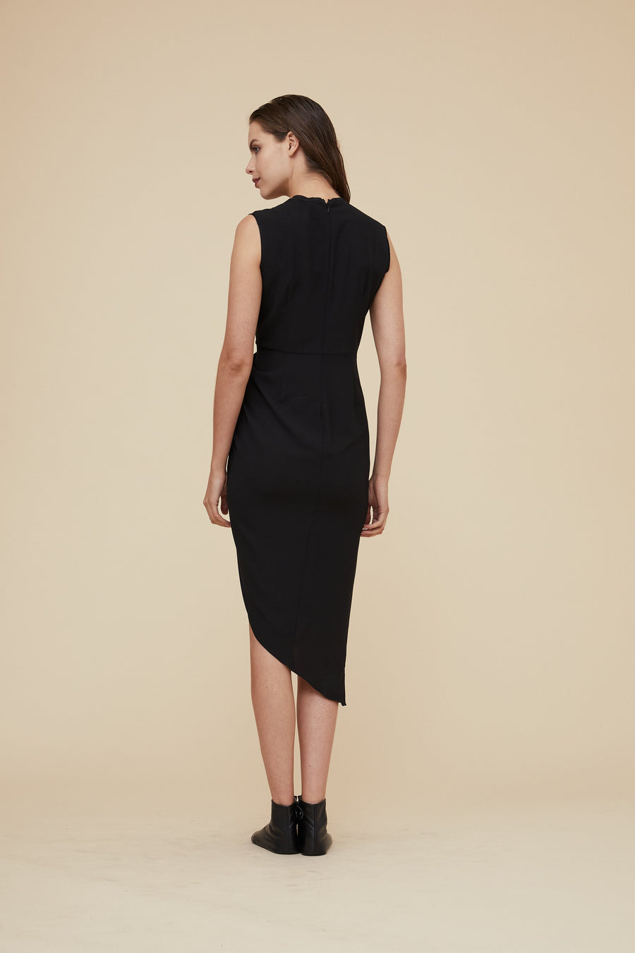 FRONT GATHERED DRESS WITH HIGH FRONT SLIT