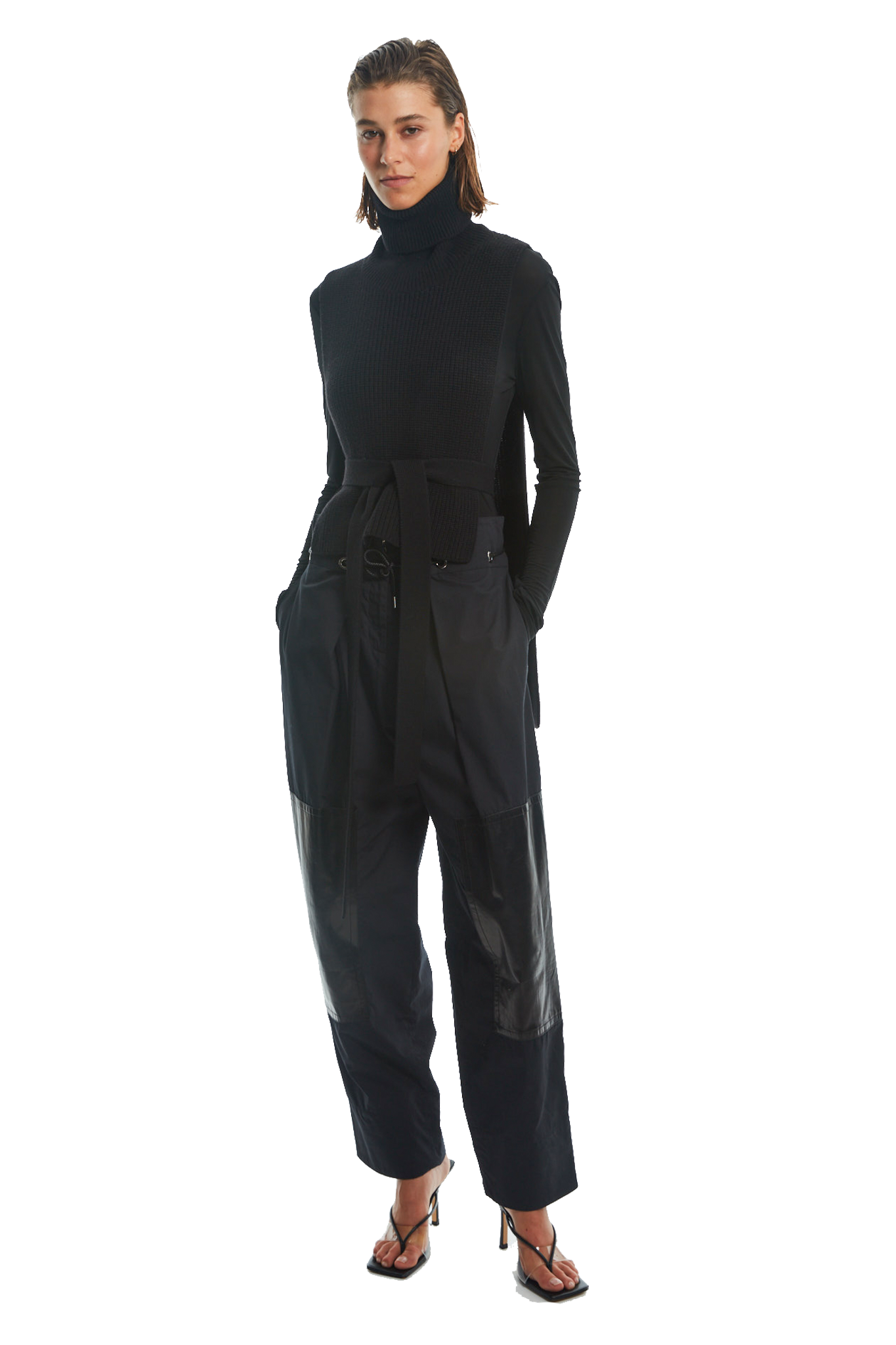 LONG CONTRAST VEST
