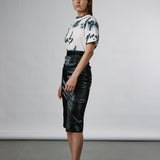 FRONT PATCH MID LENGTH SKIRT