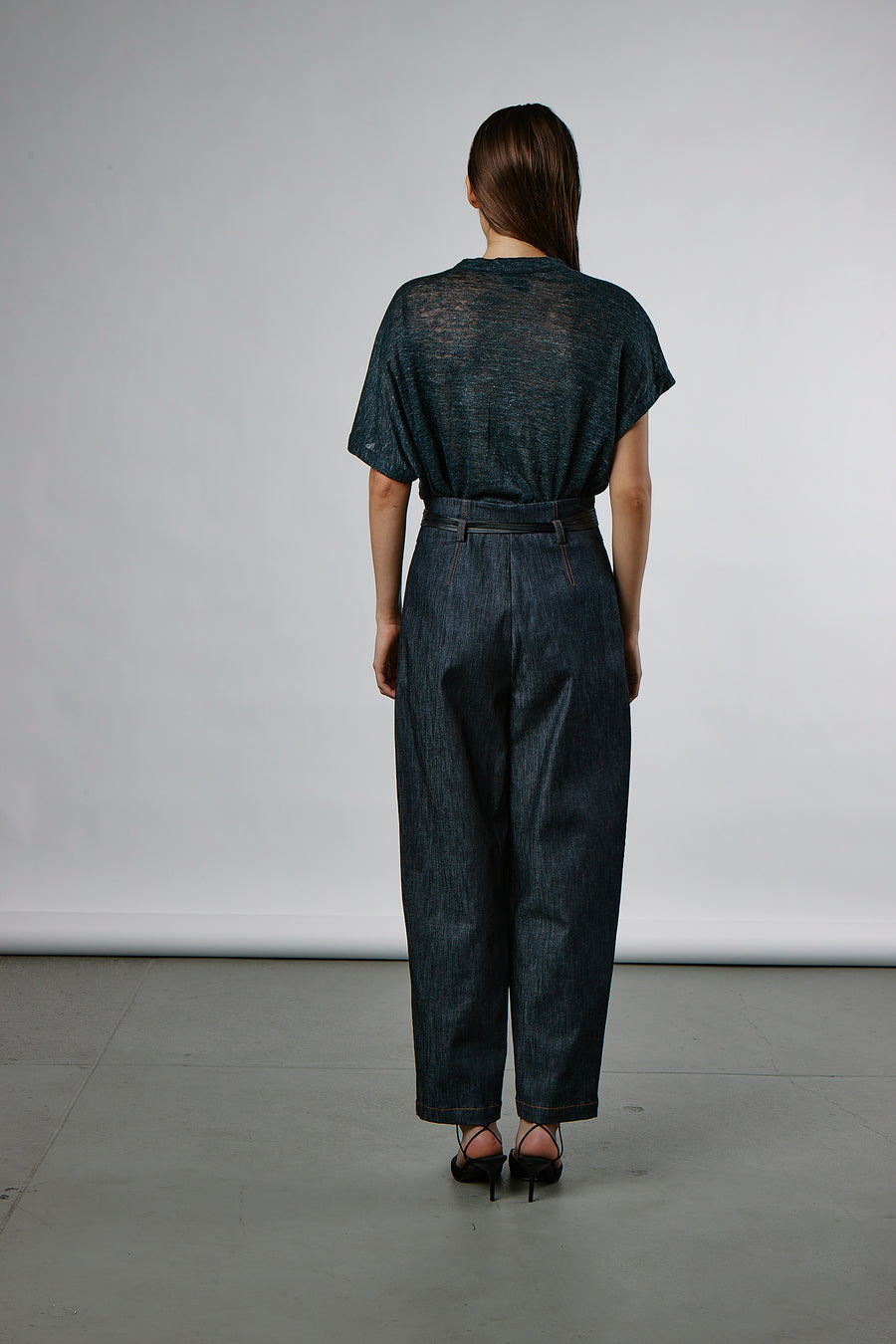 ASYMMETRIC HOLE UNBALANCED TEE